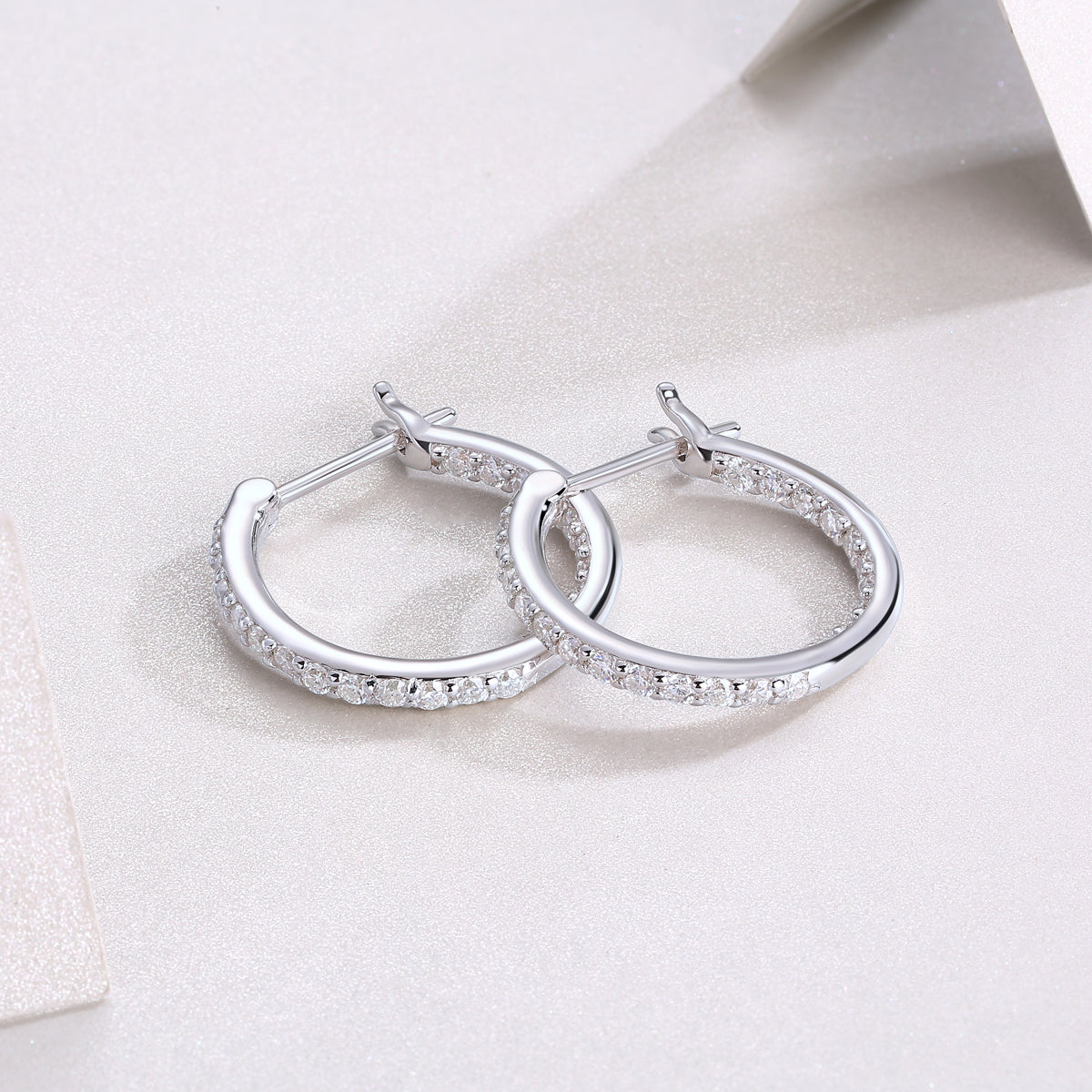 18K Gold Eternal Circle Earrings