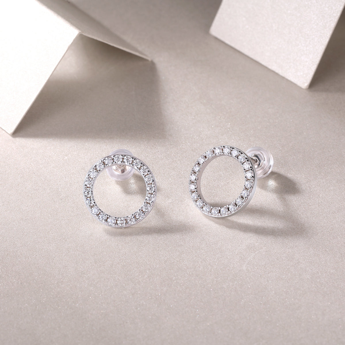 18K Gold Aurelia Circle Earrings