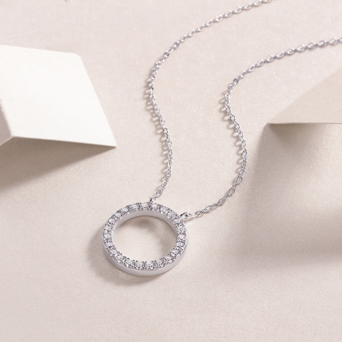 18K Gold Eternity Circle Necklace with Lab-Grown Diamonds