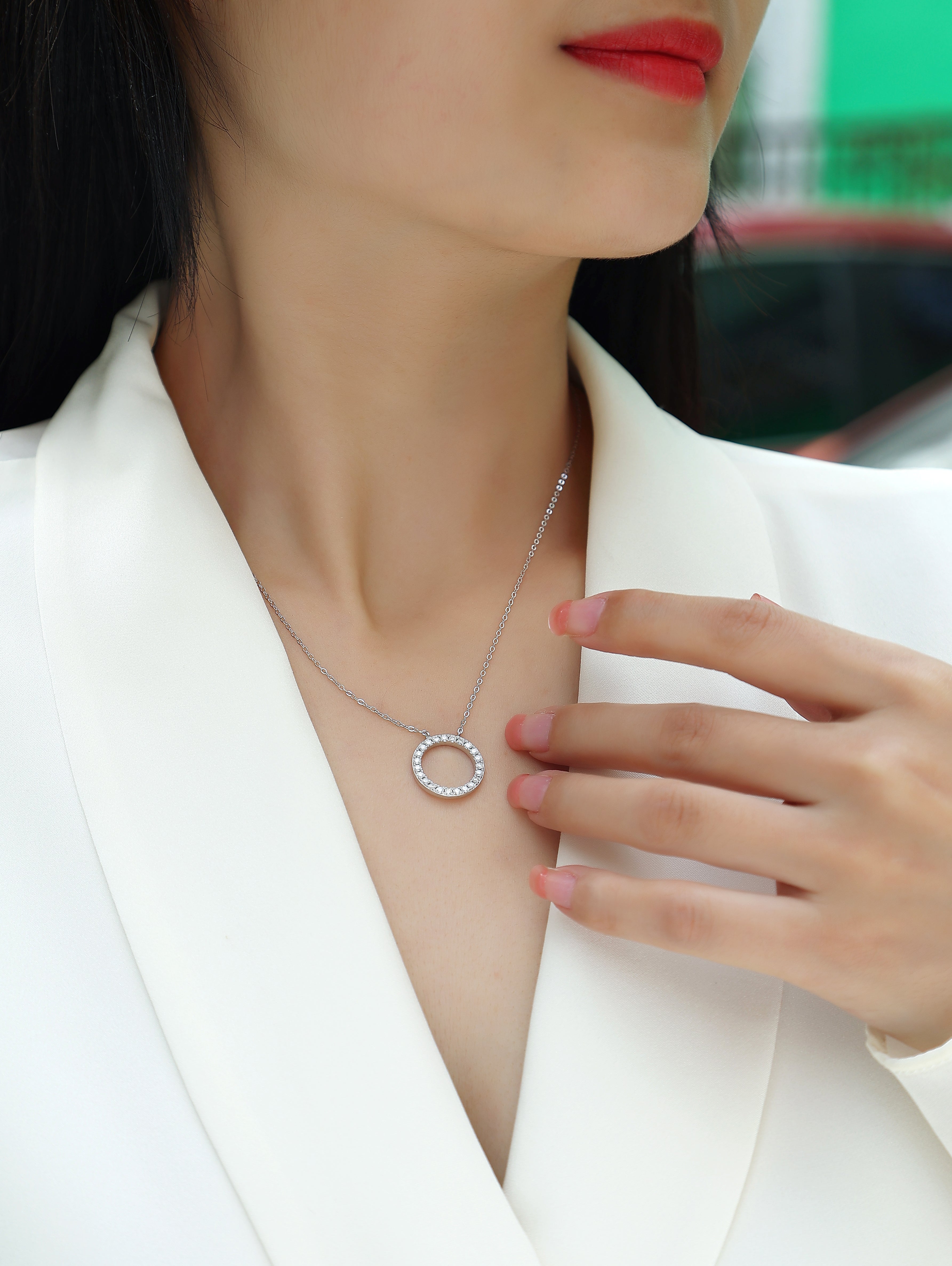 18K Gold Eternity Circle Necklace with Lab-Grown Diamonds