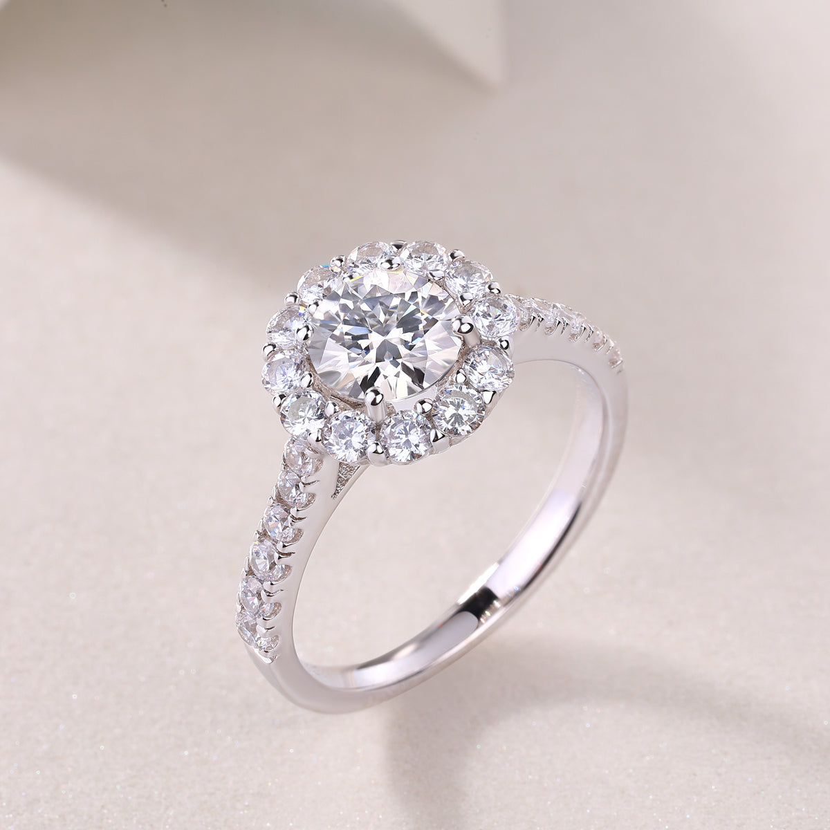18K Gold Celestia Diamond Ring