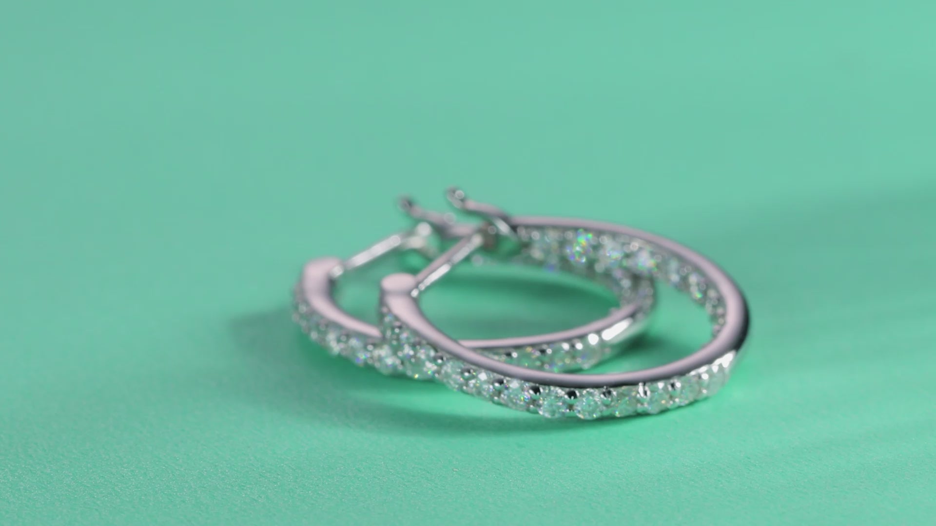 18K Gold Eternal Circle Earrings